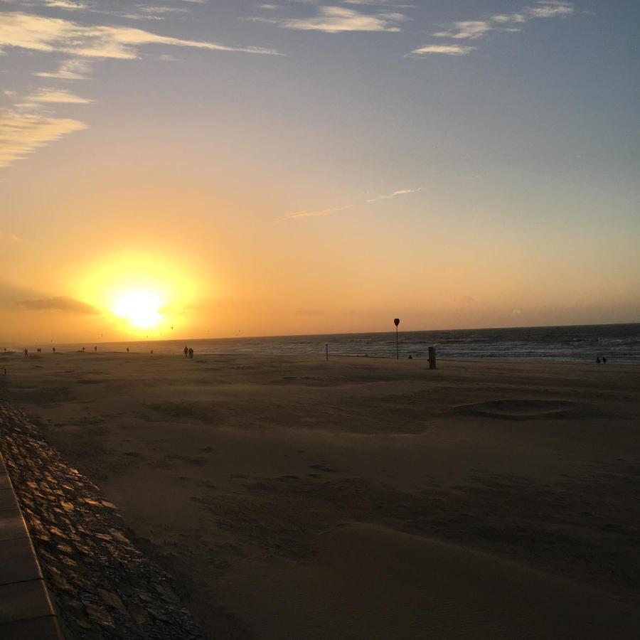 Sea And City View With Double Terrace Flat C Oostende Bagian luar foto